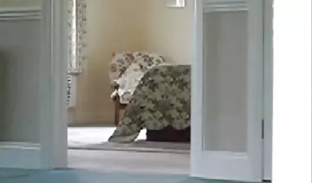 He sucks സമനിരപ്പുണ്ടാക്കുക a Drunk on the street